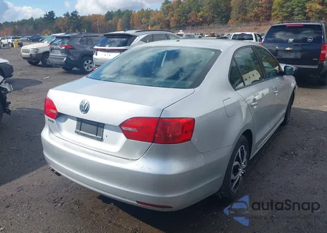 2013 Volkswagen Jetta 2.0L S из США, поврежденный, VIN 3VW2K7AJ3DM362746